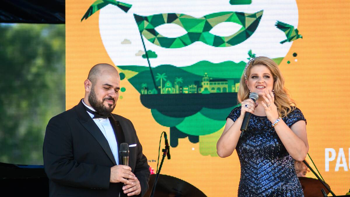  internationally renowned musical artists Paul Tabone and Mirusia will team up to deliver a magical Christmas celebration for the community at Carols in the Heart. Picture supplied